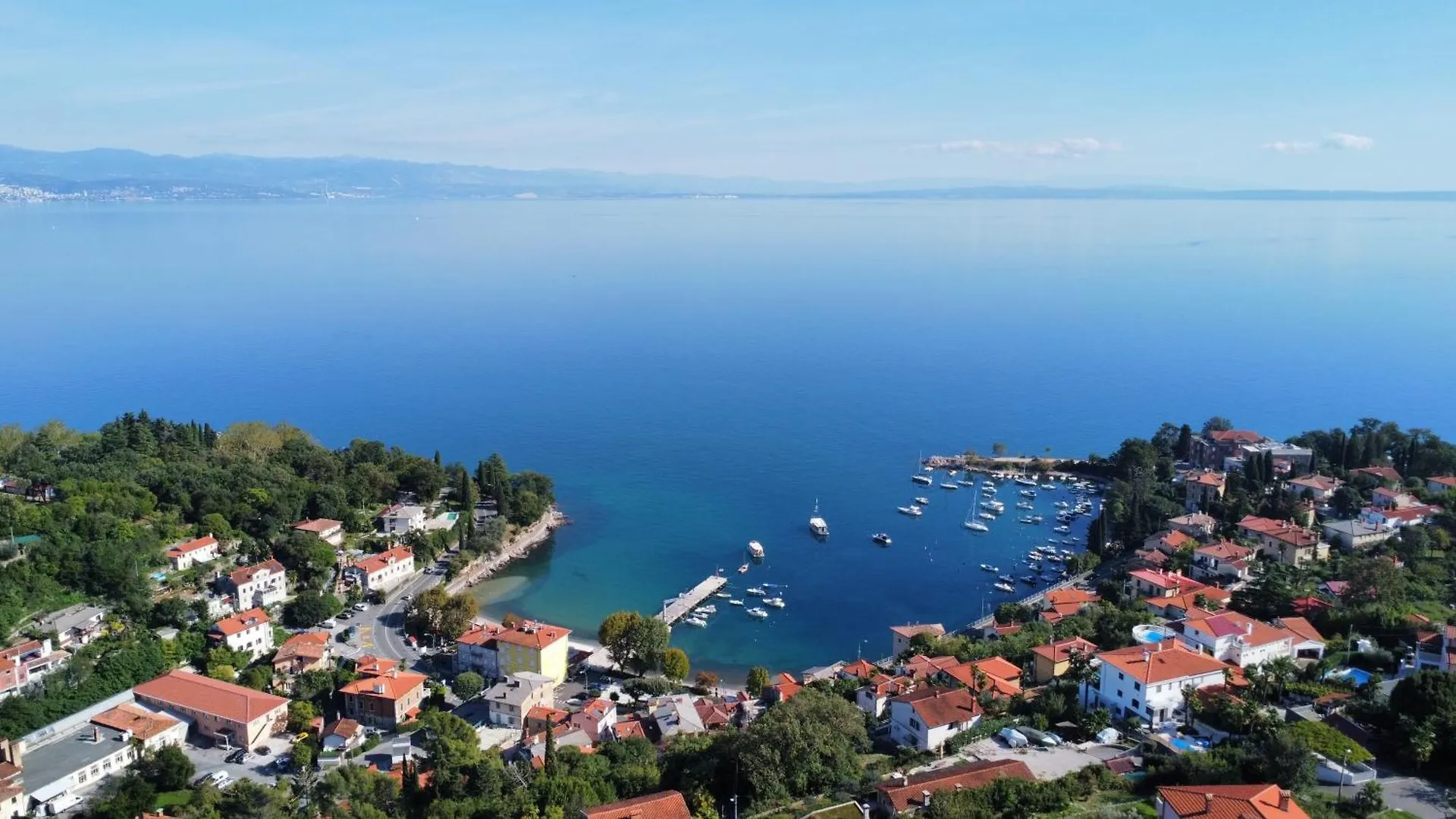 Grand Pool Apartments Ika-Opatija